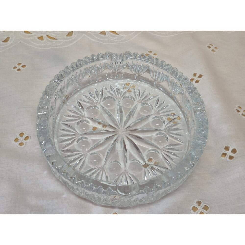 VTG BEAUTIFUL Princess House/ Royal Highlights 24% Lead Crystal Ashtray 7 in